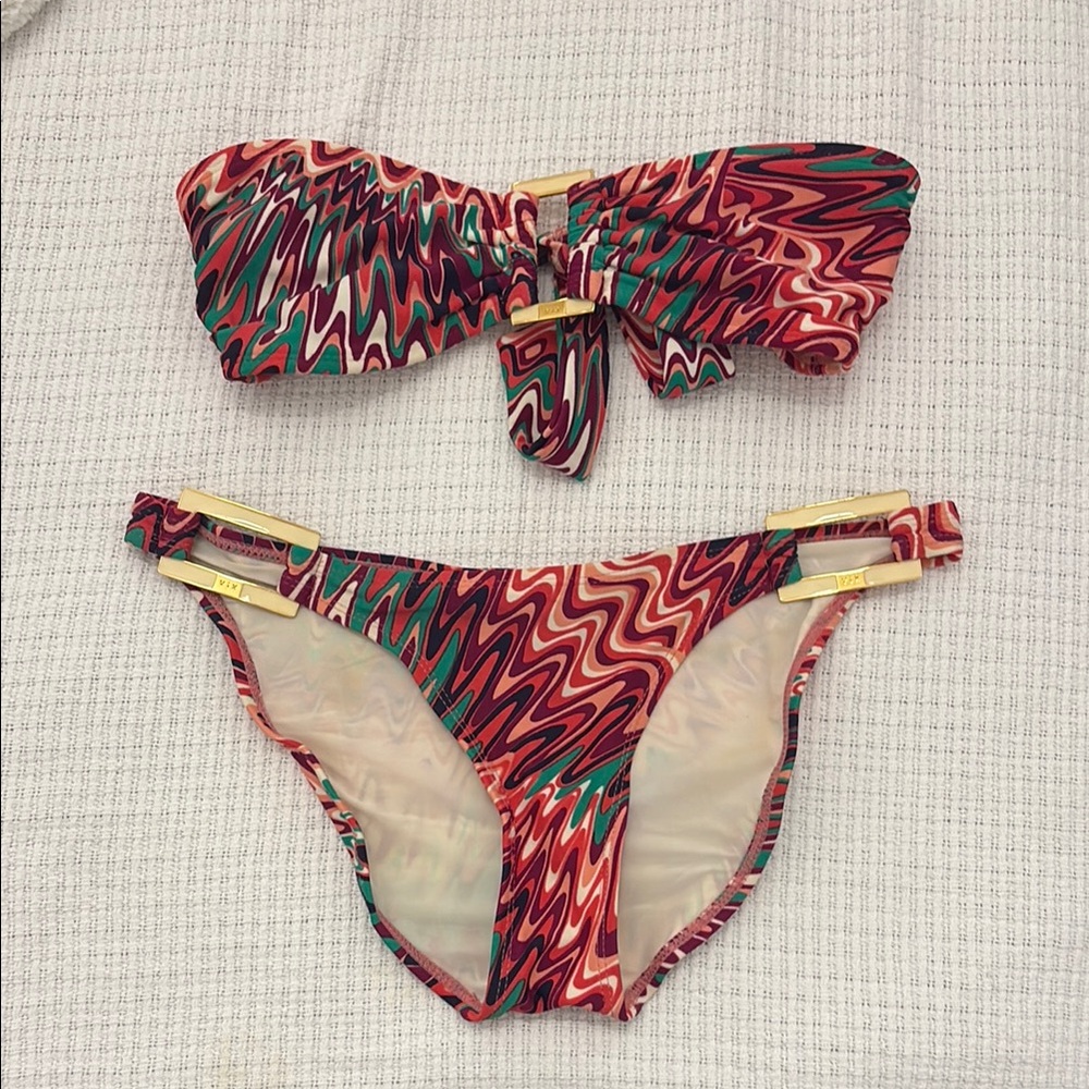 Vix Red and Pink Geometric Bikini